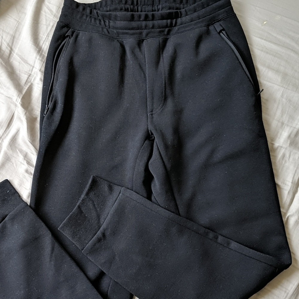 Uniqlo Sportswear Joggers Pants